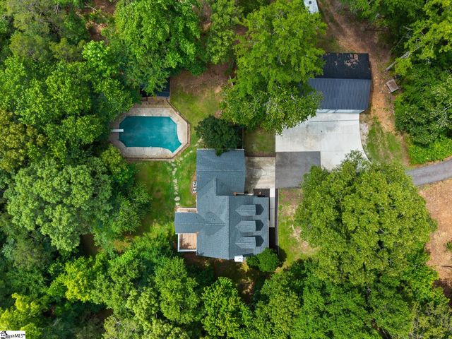 162 Cleveland Road, Honea Path, SC 29654
