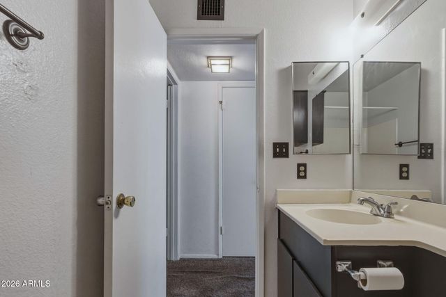 9024 N 51st Lane, Glendale, AZ 85302