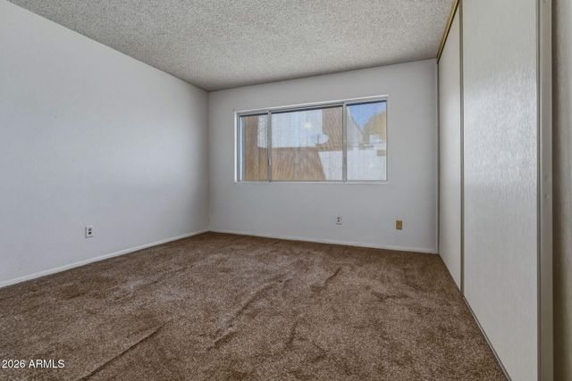 9024 N 51st Lane, Glendale, AZ 85302