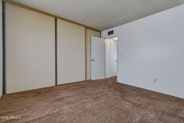 9024 N 51st Lane, Glendale, AZ 85302