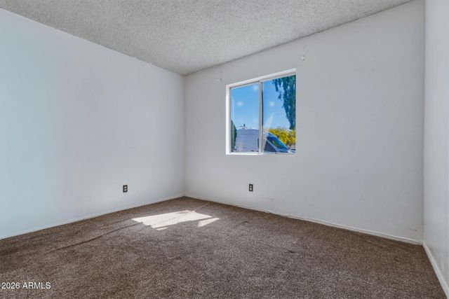 9024 N 51st Lane, Glendale, AZ 85302