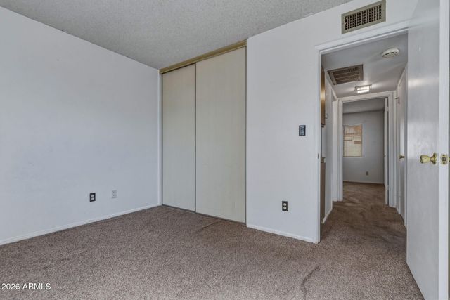 9024 N 51st Lane, Glendale, AZ 85302