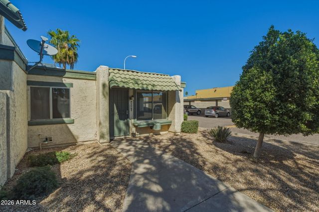 9024 N 51st Lane, Glendale, AZ 85302