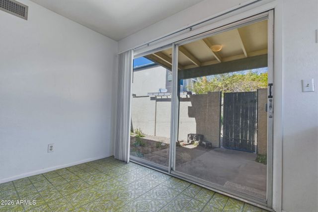 9024 N 51st Lane, Glendale, AZ 85302