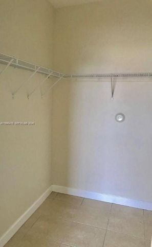 2731 SE 17th Avenue 201, Homestead, FL 33035