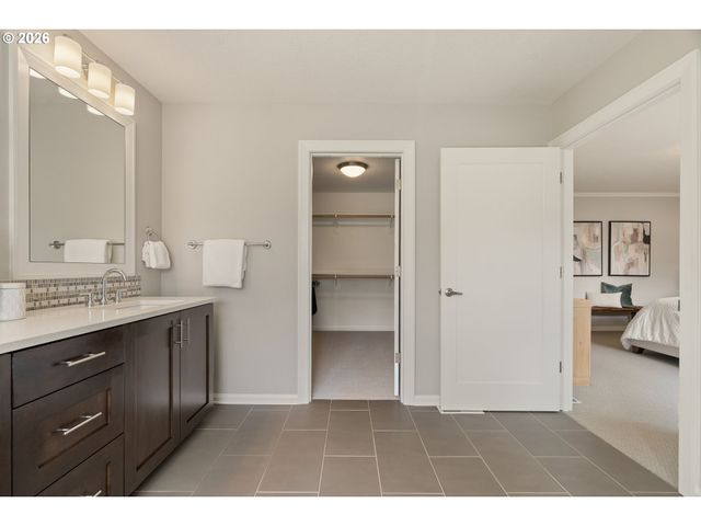 4626 Ne Rodney Ave, Portland, OR 97211