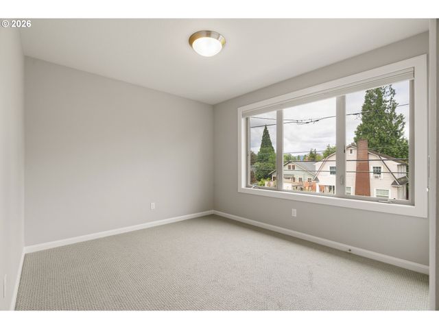 4626 Ne Rodney Ave, Portland, OR 97211