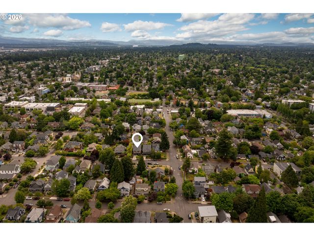 4626 Ne Rodney Ave, Portland, OR 97211