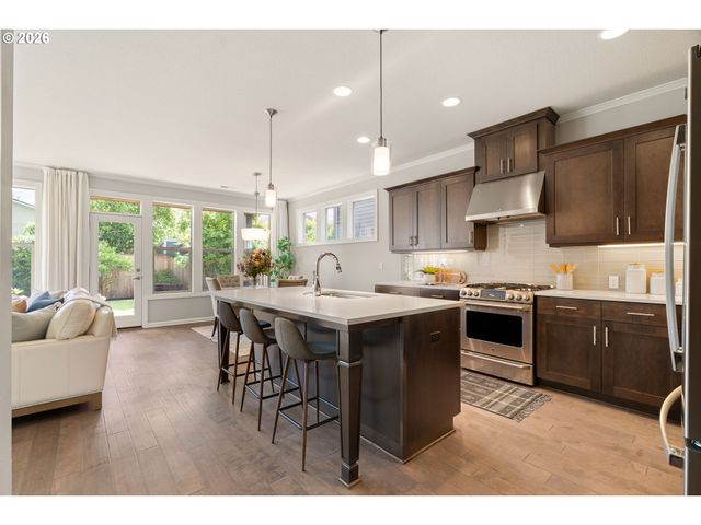 4626 Ne Rodney Ave, Portland, OR 97211