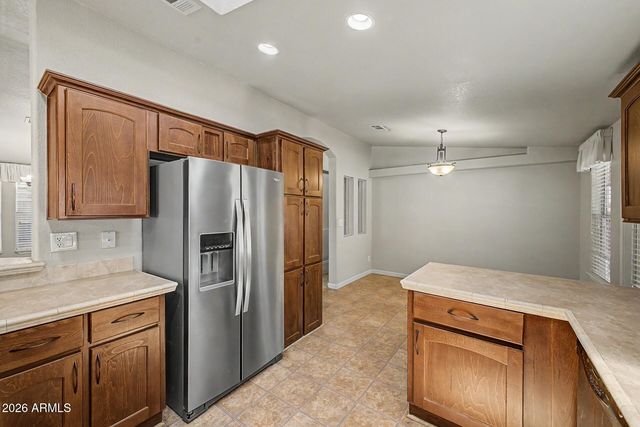 3301 S GOLDFIELD Road 4045, Apache Junction, AZ 85119