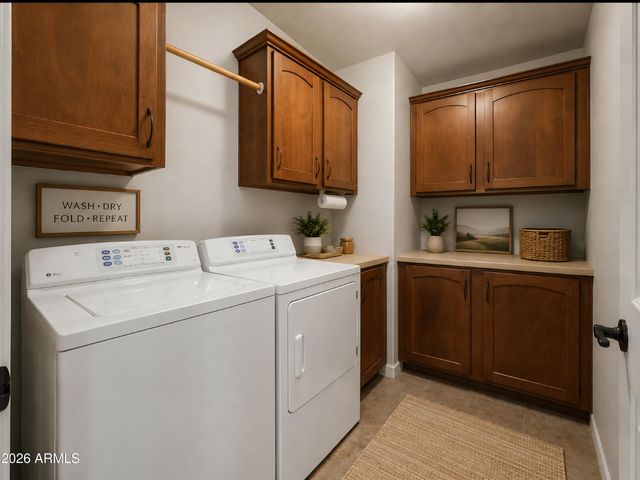 3301 S GOLDFIELD Road 4045, Apache Junction, AZ 85119