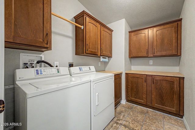 3301 S GOLDFIELD Road 4045, Apache Junction, AZ 85119