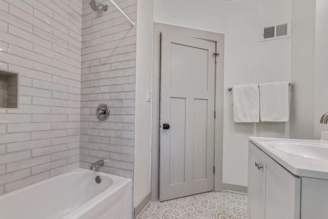 5615 W Burleigh STREET, Milwaukee, WI 53210
