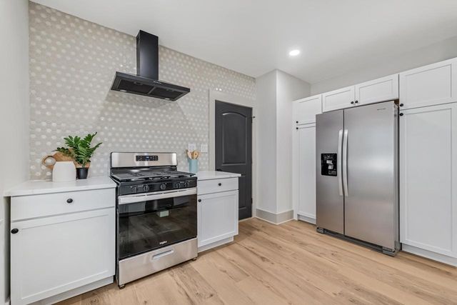 5615 W Burleigh STREET, Milwaukee, WI 53210