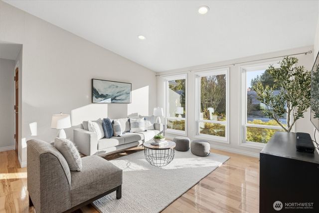 13504 49th Avenue SE, Snohomish, WA 98296