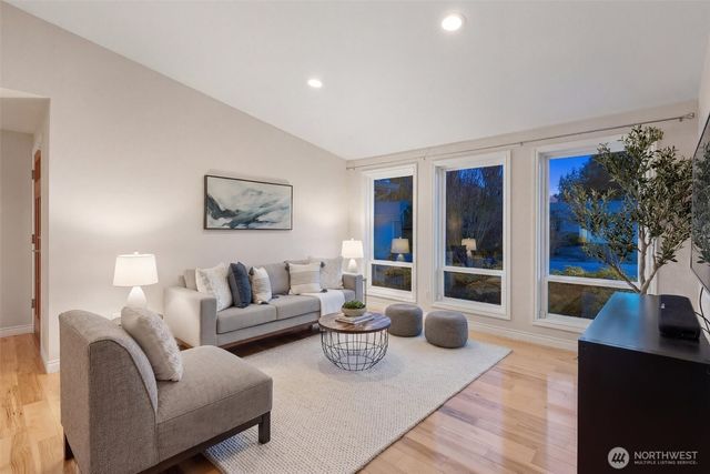 13504 49th Avenue SE, Snohomish, WA 98296