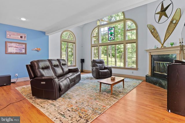 176 RICHLAND RD, Carlisle, PA 17015