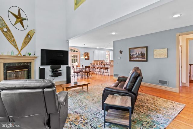 176 RICHLAND RD, Carlisle, PA 17015