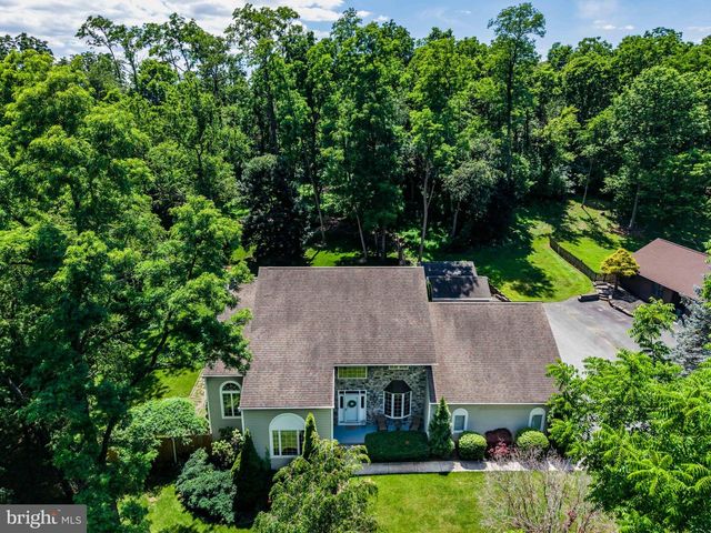 176 RICHLAND RD, Carlisle, PA 17015