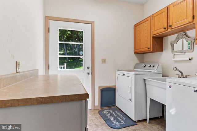 176 RICHLAND RD, Carlisle, PA 17015