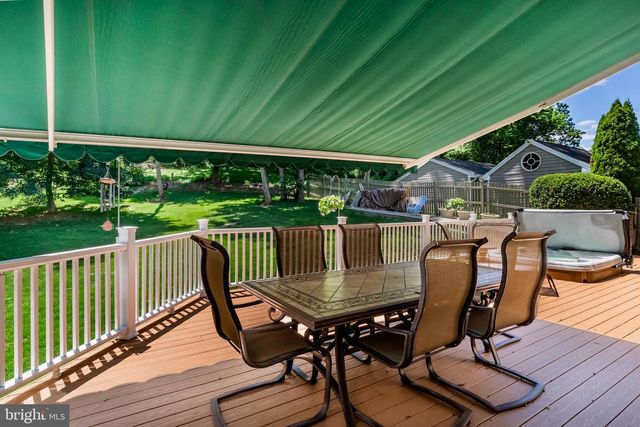 176 RICHLAND RD, Carlisle, PA 17015