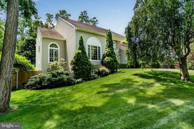 176 RICHLAND RD, Carlisle, PA 17015