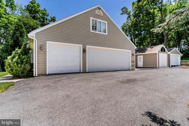176 RICHLAND RD, Carlisle, PA 17015