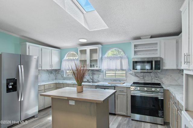 2175 Stanley Road SW, Supply, NC 28462