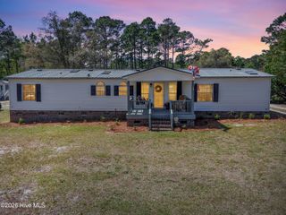 2175 Stanley Road SW, Supply, NC 28462