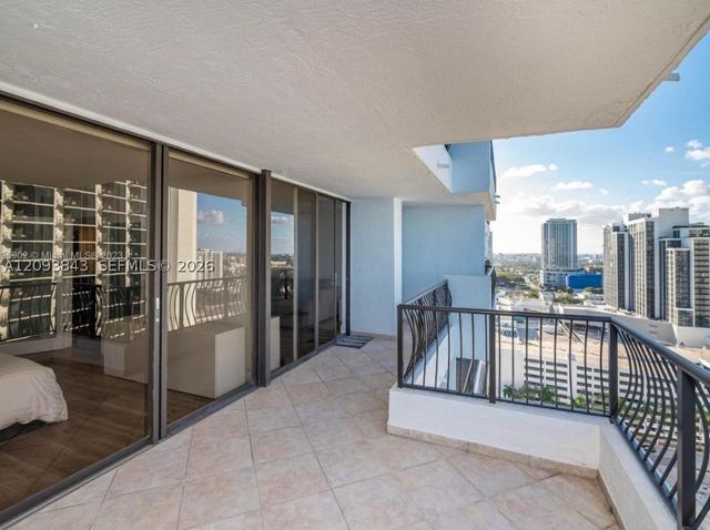 555 NE 15th St 26E, Miami, FL 33132