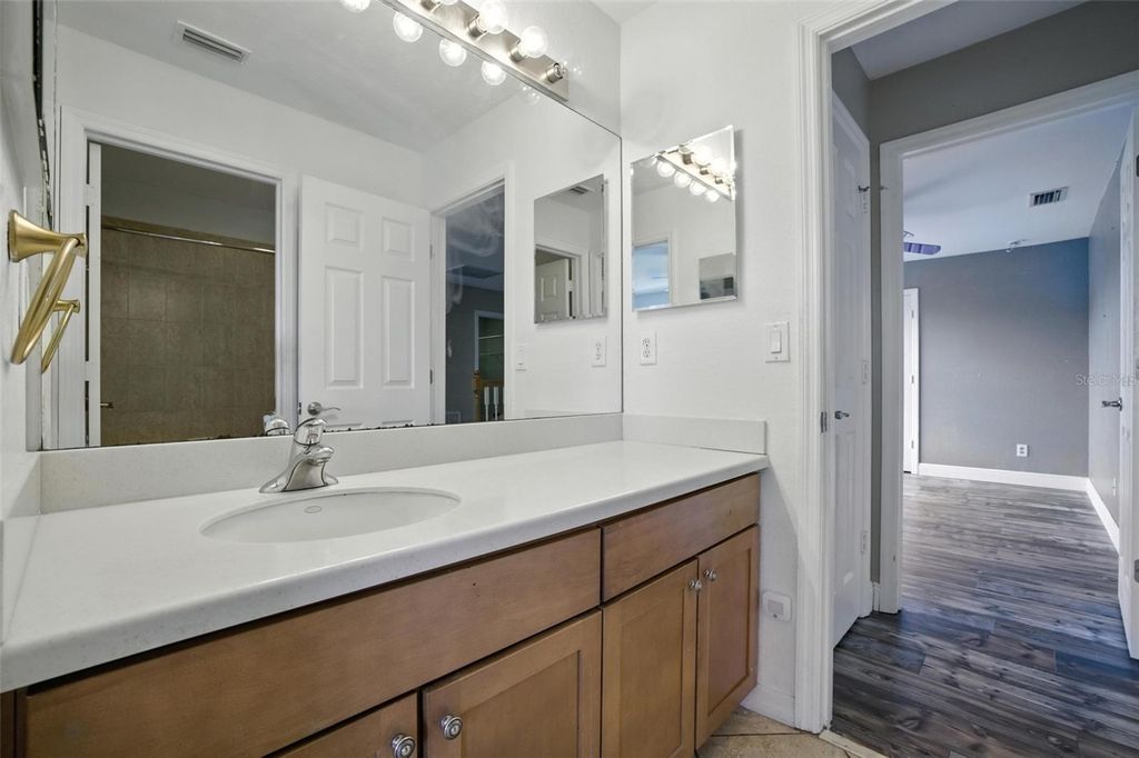 Image 21 of property listing at 9010 GLADIOLUS PRESERVE CIRCLE, Fort Myers, FL 33908