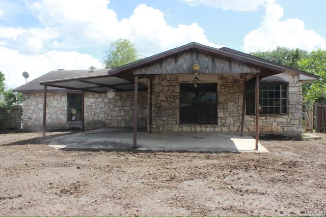 222 Kerry Brook, Converse, TX 78109