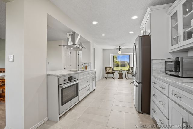 13542 N 155th East Avenue, Collinsville, OK 74021