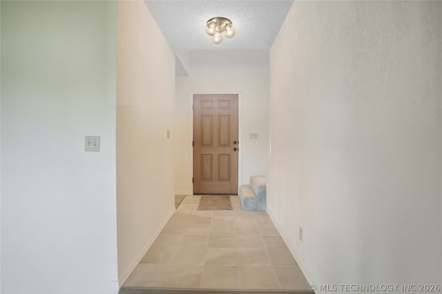 13542 N 155th East Avenue, Collinsville, OK 74021