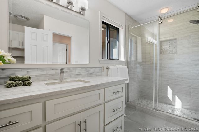 13542 N 155th East Avenue, Collinsville, OK 74021