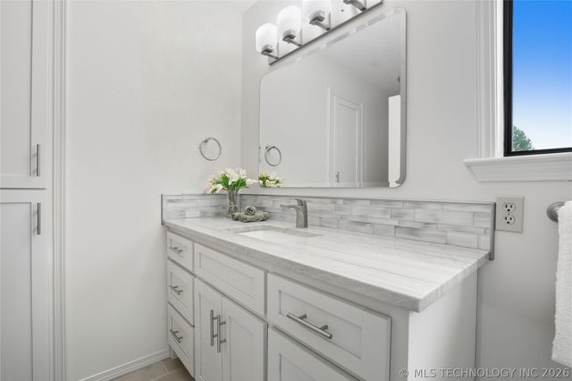 13542 N 155th East Avenue, Collinsville, OK 74021