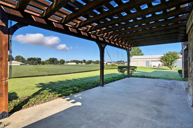 13542 N 155th East Avenue, Collinsville, OK 74021