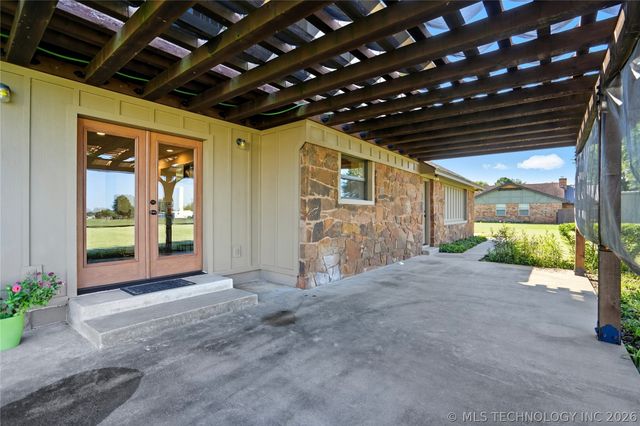 13542 N 155th East Avenue, Collinsville, OK 74021