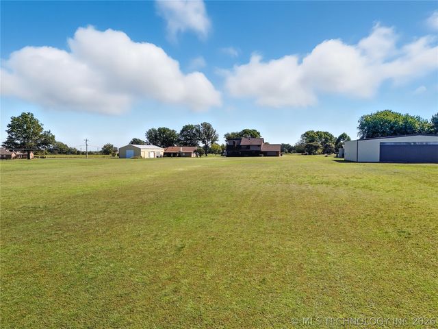 13542 N 155th East Avenue, Collinsville, OK 74021