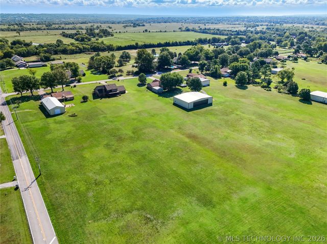 13542 N 155th East Avenue, Collinsville, OK 74021
