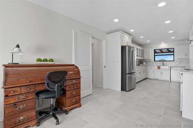 13542 N 155th East Avenue, Collinsville, OK 74021