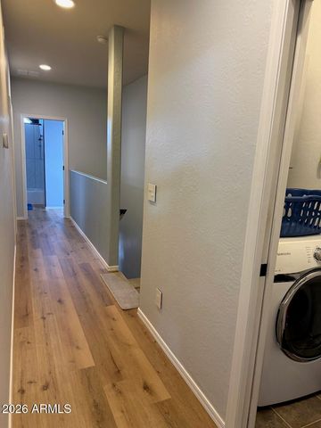 2863 E Pinchot Avenue, Phoenix, AZ 85016