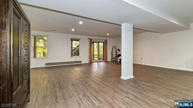 219 Warbler Drive, Wayne, NJ 07470