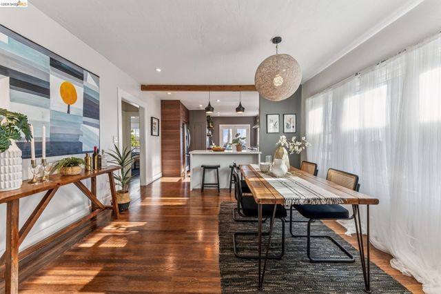 2832 Monticello Ave, Oakland, CA 94619