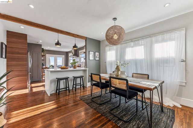 2832 Monticello Ave, Oakland, CA 94619