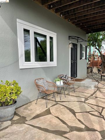 2832 Monticello Ave, Oakland, CA 94619