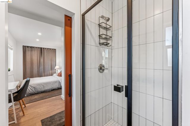 2832 Monticello Ave, Oakland, CA 94619