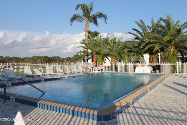 1890 Knox Mcrae Drive 212f, Titusville, FL 32780