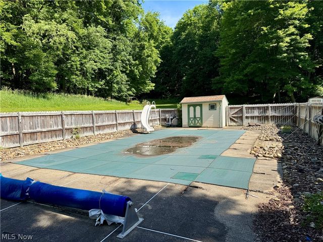 10199 Malibu Road NE, Minerva, OH 44657