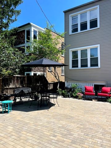 2646 Ewing Avenue 2, Evanston, IL 60201